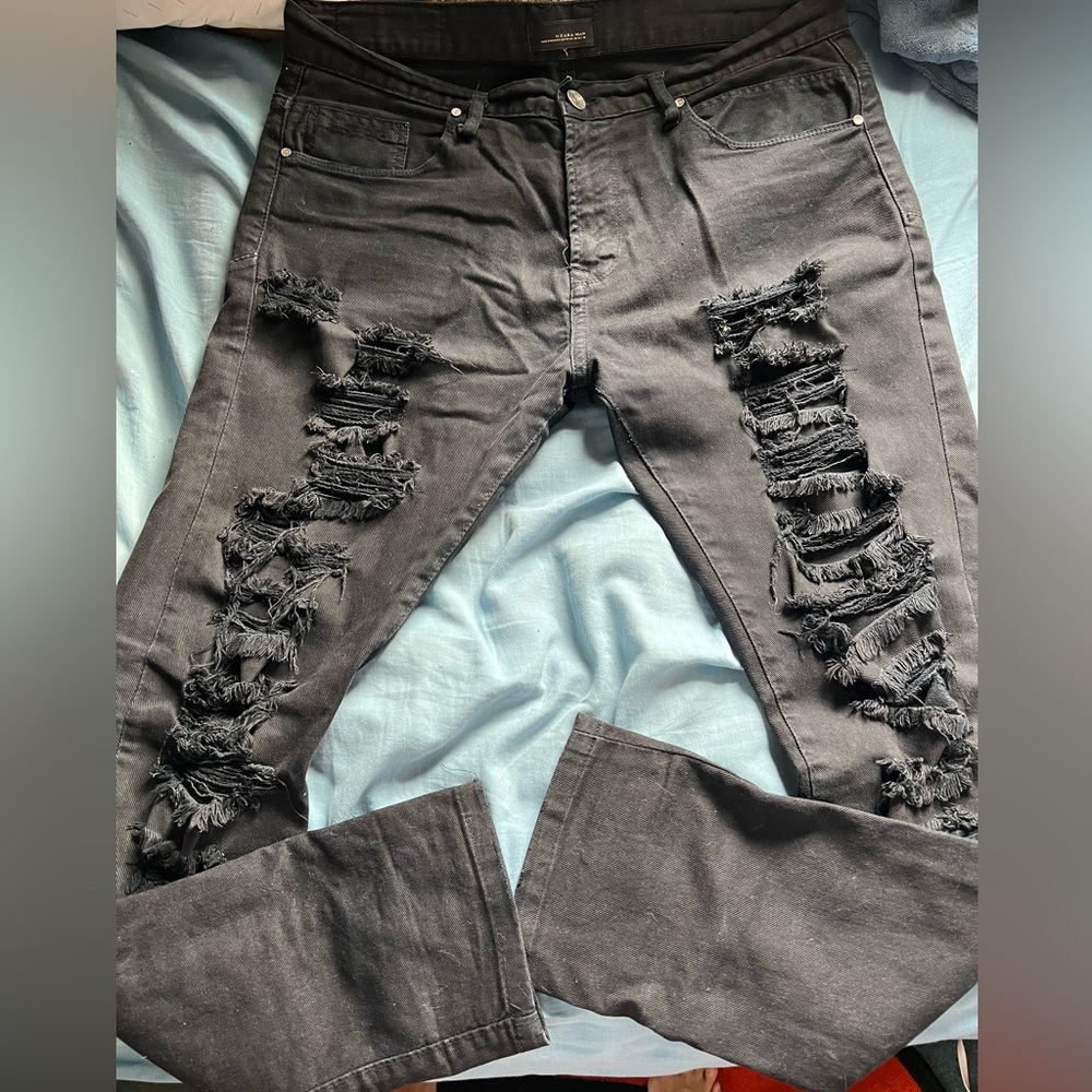 Black Zara black label ripped denim jeans size36